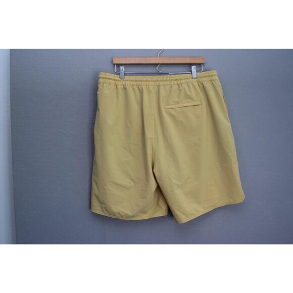 Free Fly Reverb Shorts Mens 2XL Yellow Lined Athletic Drawstring Pockets - Picture 2 of 4